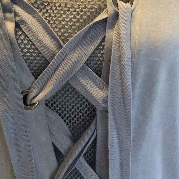 Top - Picture 3 of 12